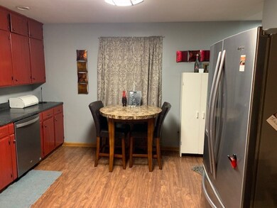 325 E Haskell St, Loudonville, OH 44842 - photo 7