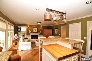 Kitchen Family Room Combo