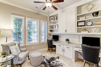 10938 Lasso Ln, Houston, TX 77079 - photo 7