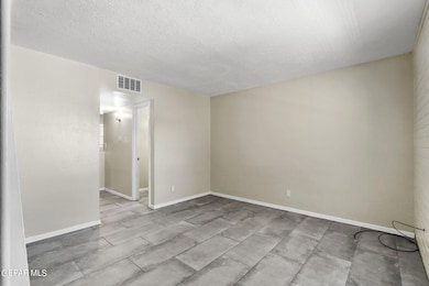 3702 Keltner Ave unit 6, El Paso, TX 79904 - photo 3