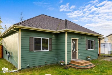 04-FRONT EXTERIOR_WLL_IMG_5-2