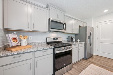 5987 Hollett Dr S, Columbus, OH 43232 - photo 7