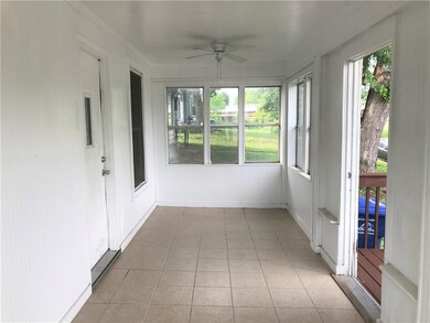 954 23rd St, Des Moines, IA 50312 - photo 3