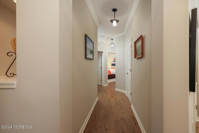 22 Cooper Ave Unit 112 Long-large-004-01