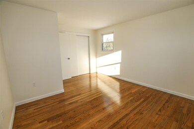 38 Edmond Dr, Nashua, NH 03063 - photo 6