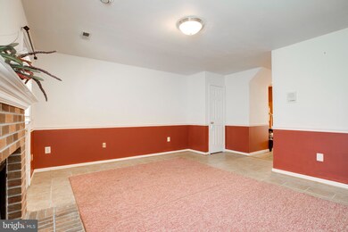 13283 Coppermill Dr, Herndon, VA 20171 - photo 7