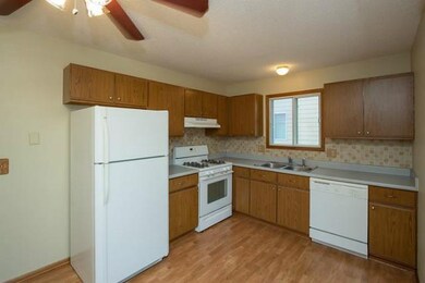 2434 SE 19th St, Des Moines, IA 50320 - photo 2