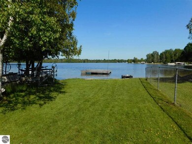 2913 W Lakeside Dr, West Branch, MI 48661 - photo 4