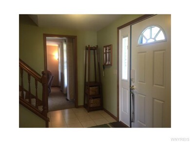 Foyer.