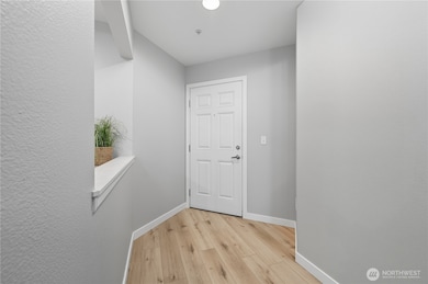 Hallway to 2nd bedroom