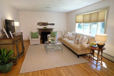 49 Pinette St, North Dartmouth, MA 02747 - photo 3