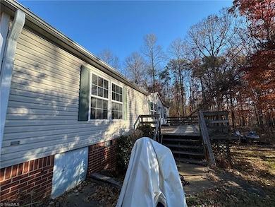 3921 N Carolina 8, Walnut Cove, NC 27052 - photo 4