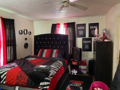 504 W 17th St, Anderson, IN 46016 - photo 2