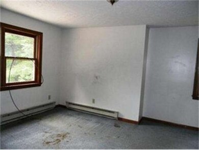 185 Holtshire Rd, Orange, MA 01364 - photo 4