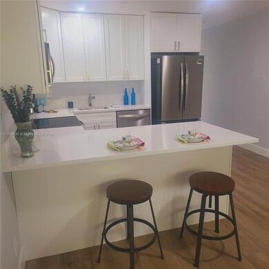 1504 SW 1st St unit 2, Fort Lauderdale, FL 33315 - photo 4