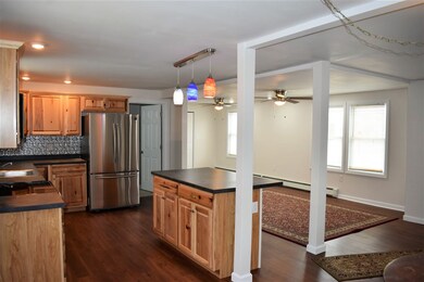 25 Myrtle St, Hillsborough, NH 03244 - photo 6