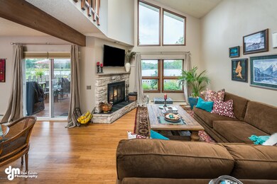 Living Room_7597-FULL
