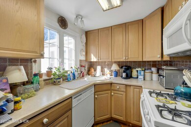 24 Riverside Ln, Riverside, CT 06878 - photo 7