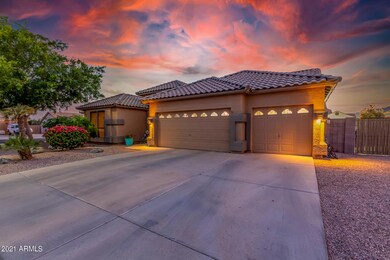 3 Car Garage