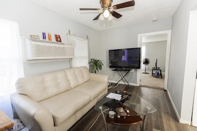 316 N 10th St, Salina, KS 67401 - photo 3