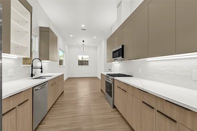 2591 Paul Quinn St, Houston, TX 77091 - photo 3