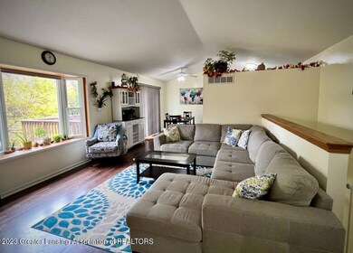 4215 Lochinver Cir, Lansing, MI 48911 - photo 3