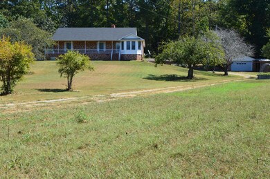 111 Scarborough Hollow Rd, Stewart, TN 37175 - photo 2
