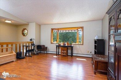 841 Jay Cir. Anchorage, AK 99504