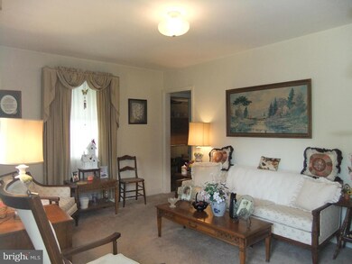 1056 Fairview Rd, Hagerstown, MD 21742 - photo 4