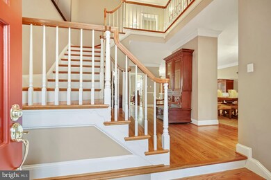 2040 Mayfair Mclean Ct, Falls Church, VA 22043 - photo 5