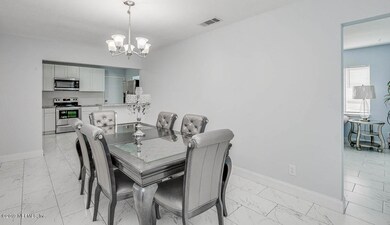 5216 Mcmanus Dr, Jacksonville, FL 32210 - photo 4