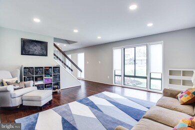 1429 Trapline Ct, Vienna, VA 22182 - photo 5