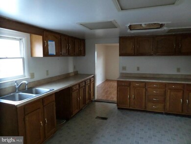 330 Liberty St, Hagerstown, MD 21740 - photo 5