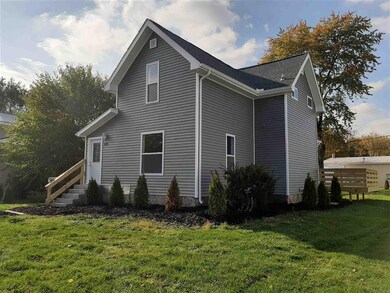 1703 Wayne St, Auburn, IN 46706 - photo 3