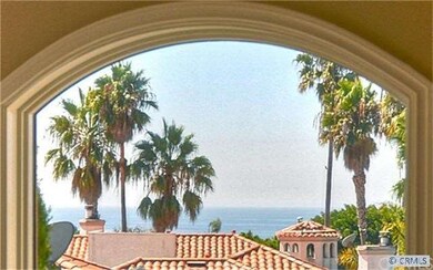 TRANQUIL OCEAN VIEWS FROM 2ND STORY