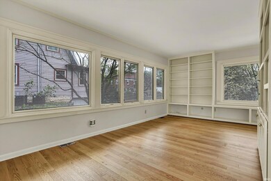 904 E 1st St, Bloomington, IN 47401 - photo 4