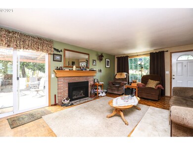 3890 Hayden Bridge Rd, Springfield, OR 97477 - photo 4