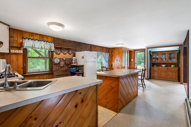 Island counter top for added work space