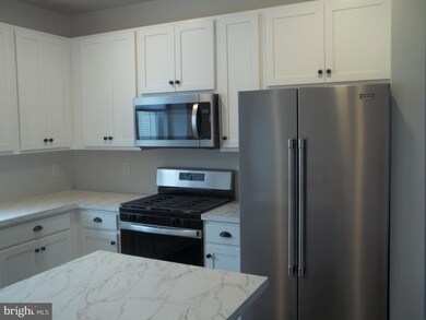 8 S 8th St, Perkasie, PA 18944 - photo 6