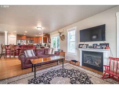 811 Washington St, Lafayette, OR 97127 - photo 7