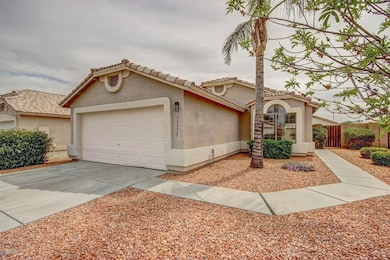 13377 W Saguaro-Front (4)