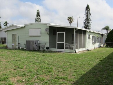 122 Saint Martins Way, Apollo Beach, FL 33572 - photo 4