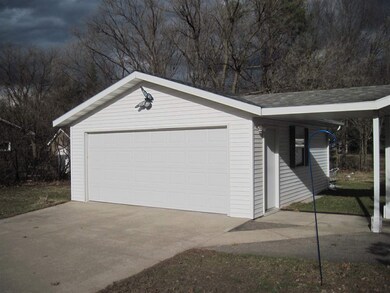 216 N Vincennes St, Adams, WI 53910 - photo 4