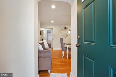 812 Cox Ave, Hyattsville, MD 20783 - photo 3