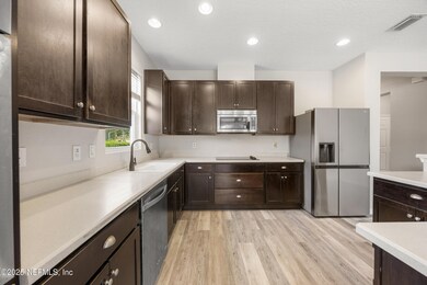 4522 Oak Moss Loop, Middleburg, FL 32068 - photo 5