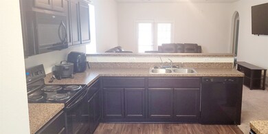 10511 Pine Landing Dr, Houston, TX 77088 - photo 4