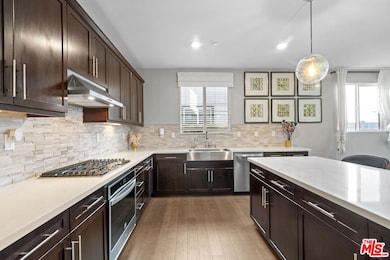 1203 Beach Ln, Harbor City, CA 90710 - photo 7