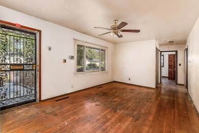 4577 Rodney Rd, Columbus, OH 43227 - photo 5