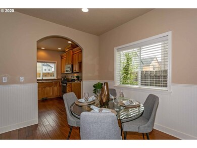 917 NW 2nd Ave, Canby, OR 97013 - photo 6