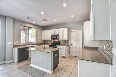 KITCHEN 3